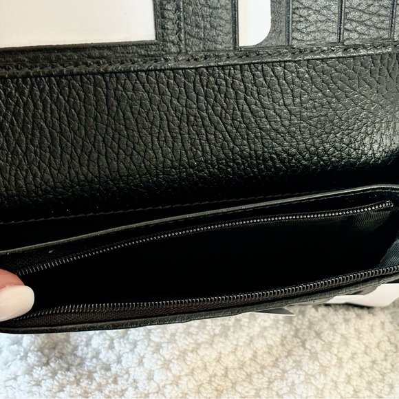 Black slim authentic Gucci leather wallet with 11 card slot holder - Picture 2 of 9